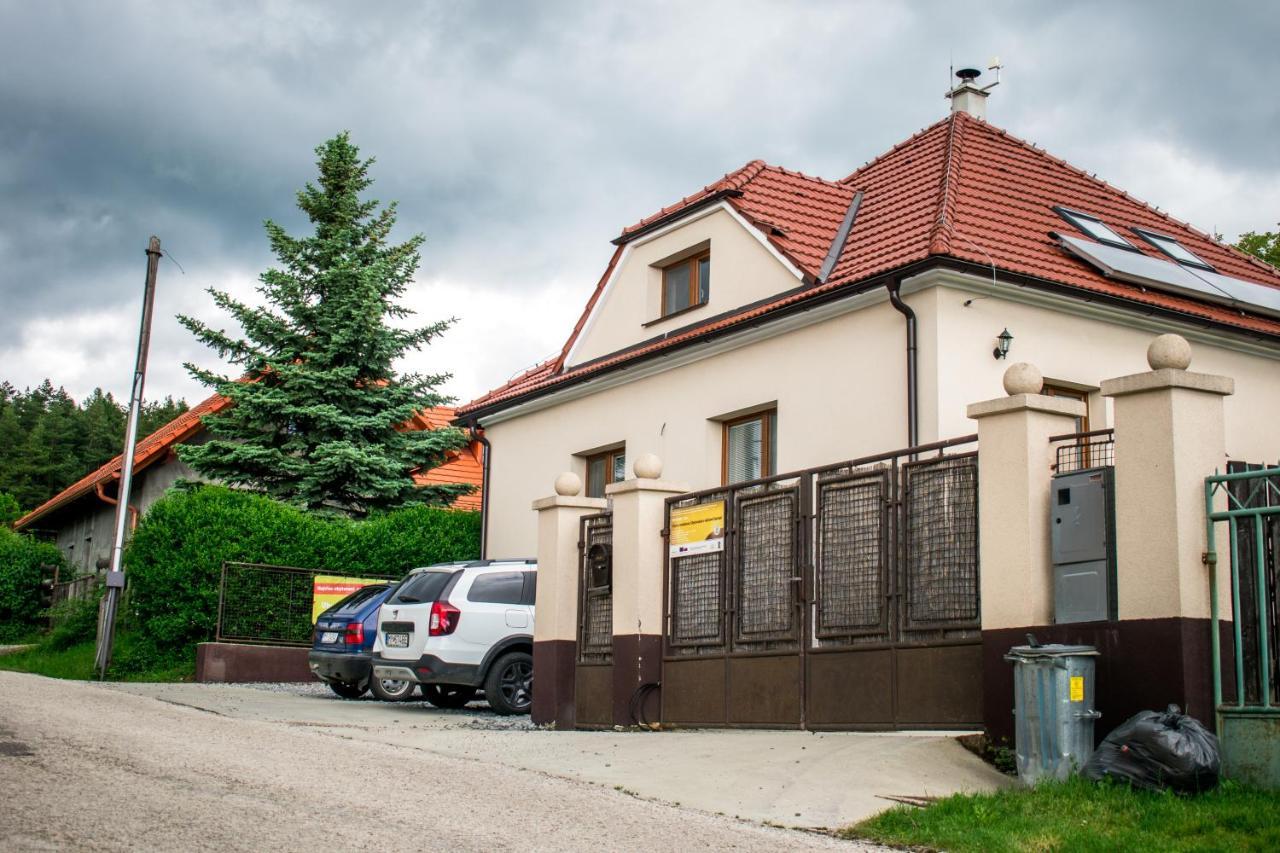 Ubytovanie V Sukromi Samuel Myjava Buitenkant foto